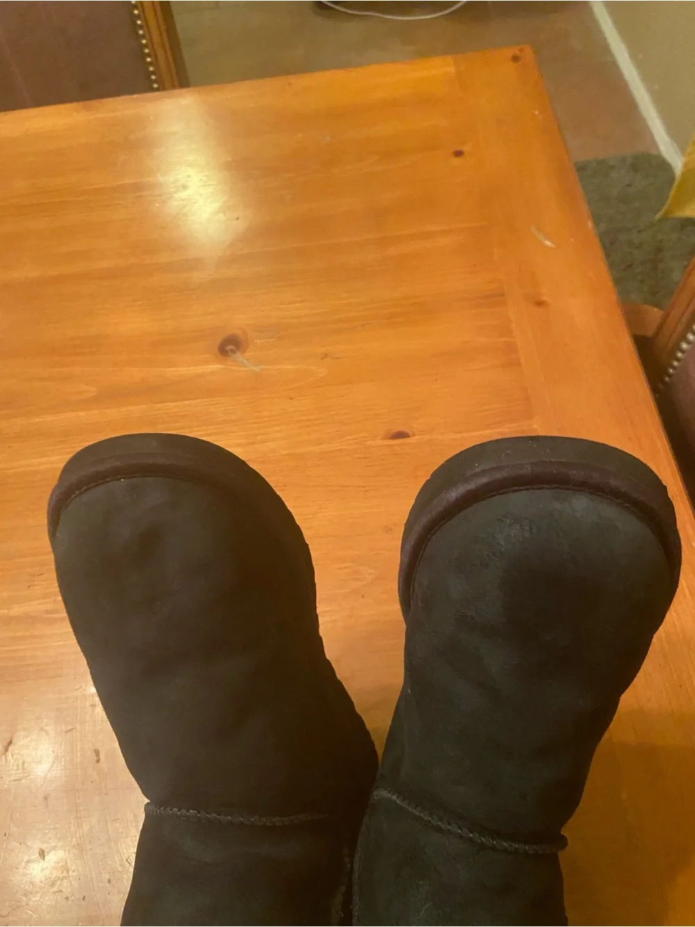 UGG Women's Black Classic Short Swarovski Crystal Bow Boot size 7